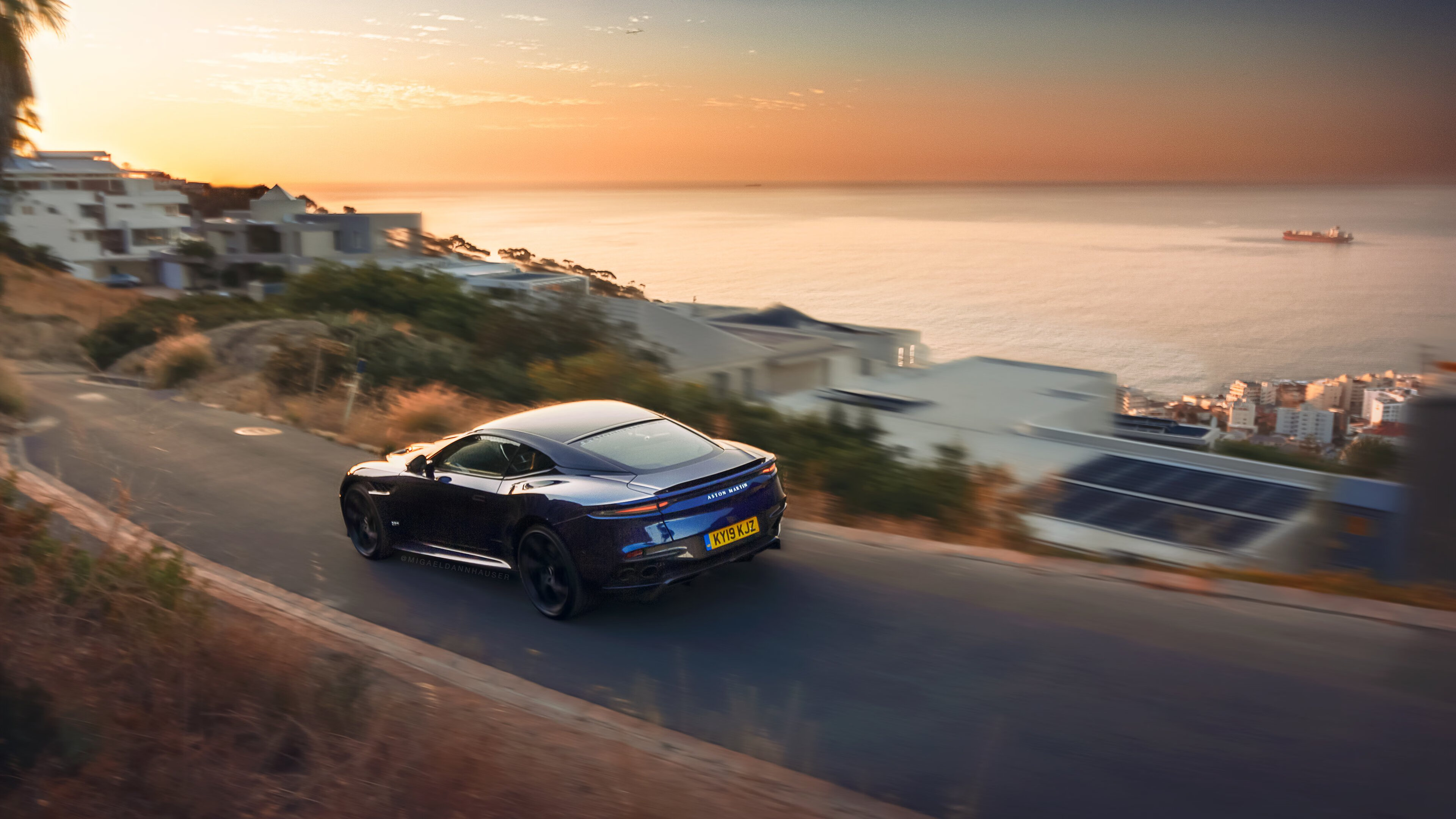 国际滑冰联合会推动青少年冰雪运动普及，国际滑冰比赛